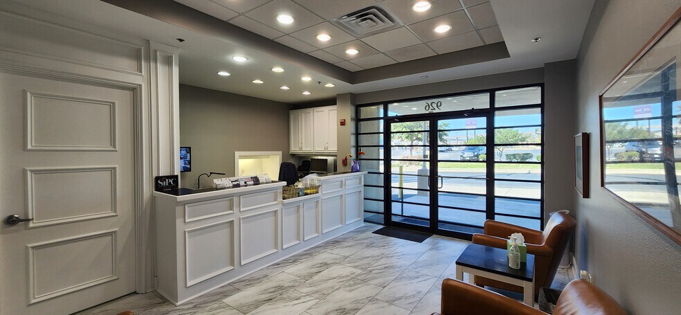 More Photos Of 926 Chulie Dr, San Antonio Coworking Space