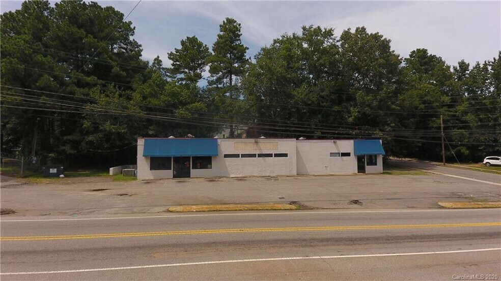 More Photos Of 804 Camden Rd, Wadesboro Freestanding For Lease