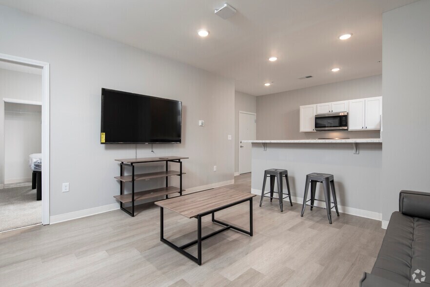 More Photos Of 45 Spectra Dr, Starkville Apartments For Sale