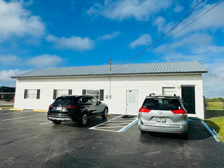 More Photos Of 2510 US 27, Avon Park Auto Repair For Sale