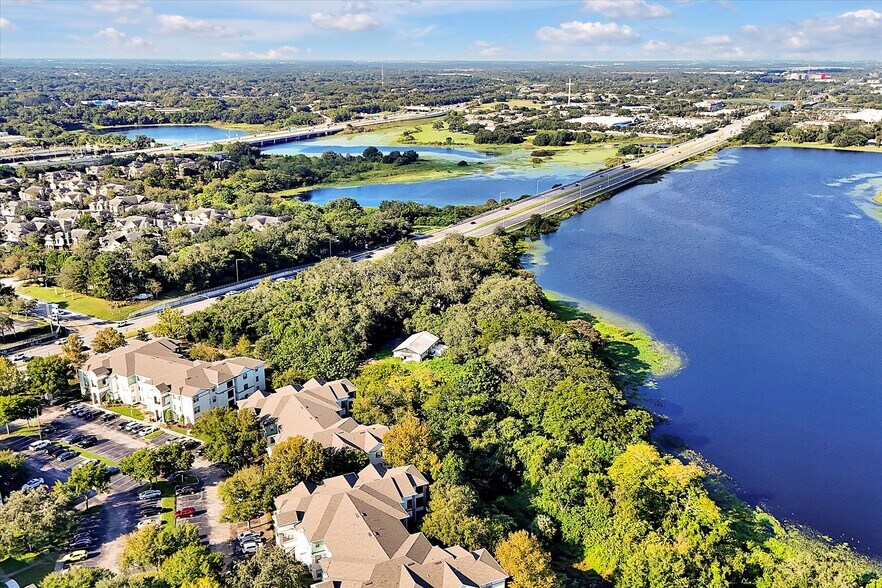 More Photos Of 8105 W Colonial Dr, Orlando Apartments For Sale