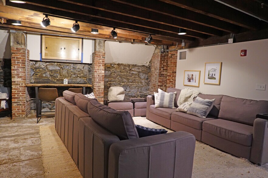 More Photos Of 119-123 Middle St, Portland Office For Lease