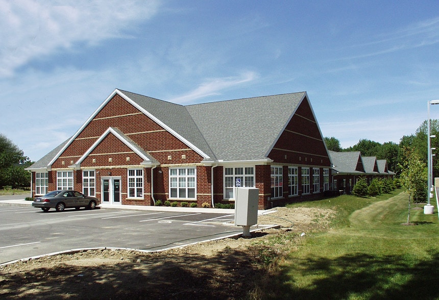 More Photos Of 2181 E Aurora Rd, Twinsburg Office For Sale