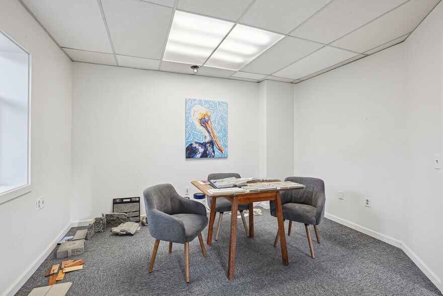 More Photos Of 165 Alabama Ave SE, Bandon Office Residential For Sale