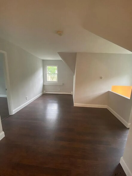 More Photos Of 57 Turner St, Mantua Apartments For Sale
