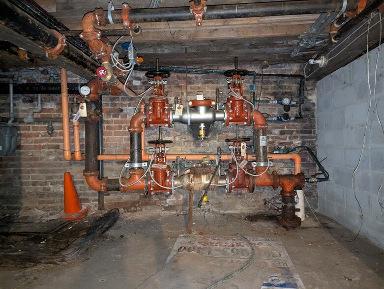 More Photos Of 150 Monticello Ave, Jersey City Apartments For Sale