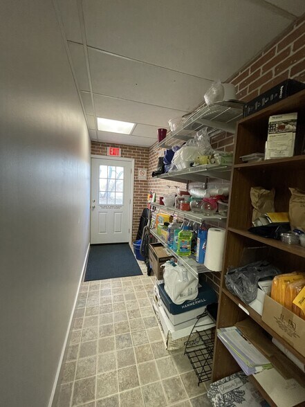 More Photos Of 1440 Waterville Monclova Rd, Waterville Office For Lease