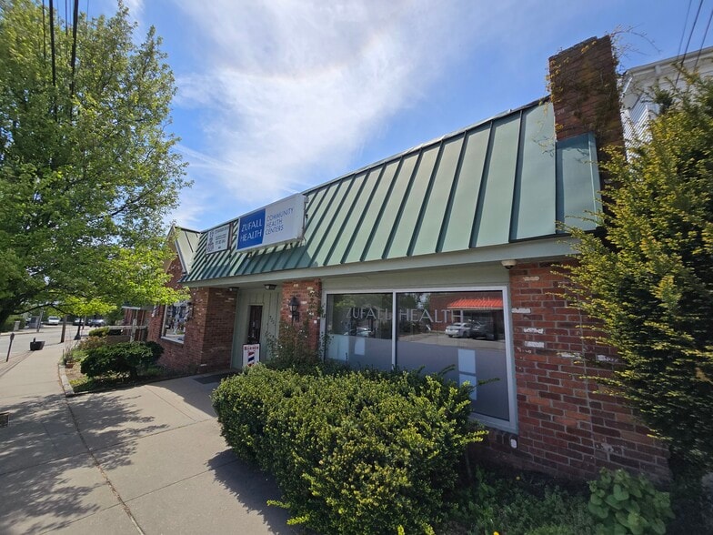 More Photos Of 238-240 Spring St, Newton Apartments For Sale