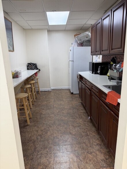 More Photos Of 2800 Webster Ave, Bronx Warehouse For Sale