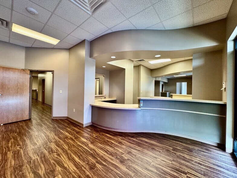 More Photos Of 4645 Village Square Dr, Paducah Storefront Retail Office For Lease