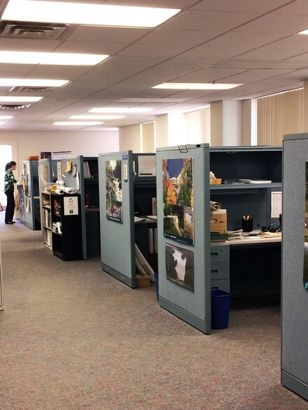 More Photos Of 146 Hartford Rd, Manchester Loft Creative Space For Lease