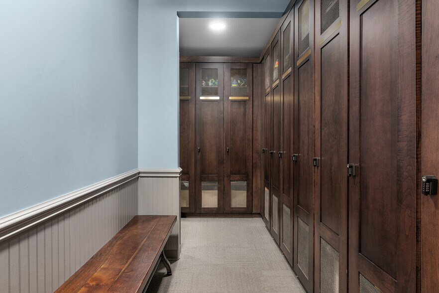 More Photos Of 2145 Chestnut St, Chattanooga Specialty For Lease