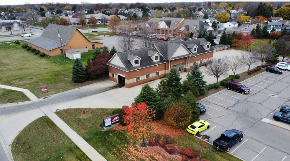 Primary Photo Of 43103 Schoenherr Rd, Sterling Heights Carwash For Sale