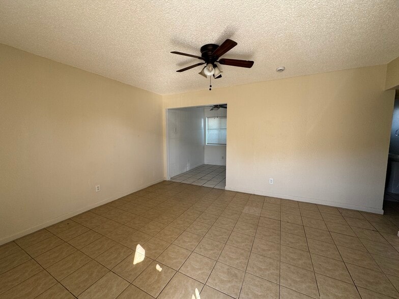 More Photos Of 1002 Geer Rd, Turlock Apartments For Sale