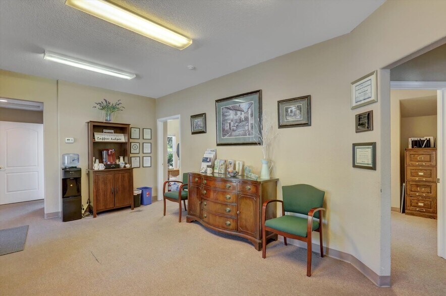 More Photos Of 231 E Main St, Grass Valley Office For Sale