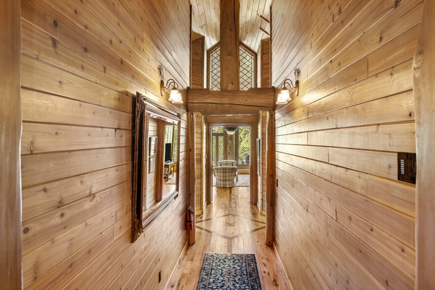 More Photos Of 1613 Black Canyon Rd, Heber Lodge Meeting Hall For Sale