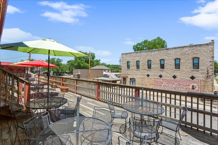 More Photos Of 128 N Pecan, Hico Restaurant For Sale