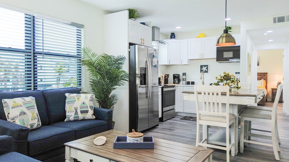 More Photos Of 9921 Gulf Blvd, Treasure Island Apartments For Sale
