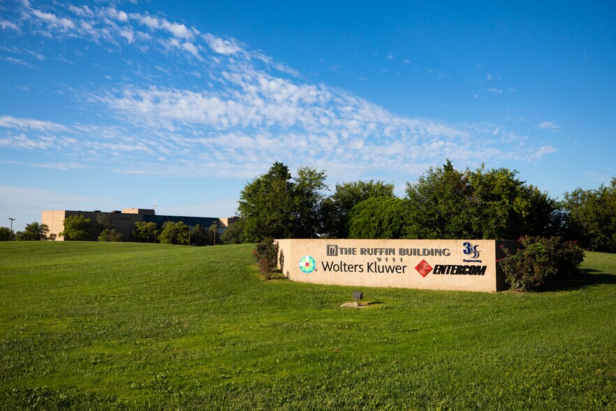 More Photos Of 9111 E Douglas Ave, Wichita Office For Lease