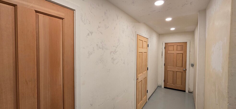 More Photos Of 334 S Montezuma St, Prescott General Retail For Lease