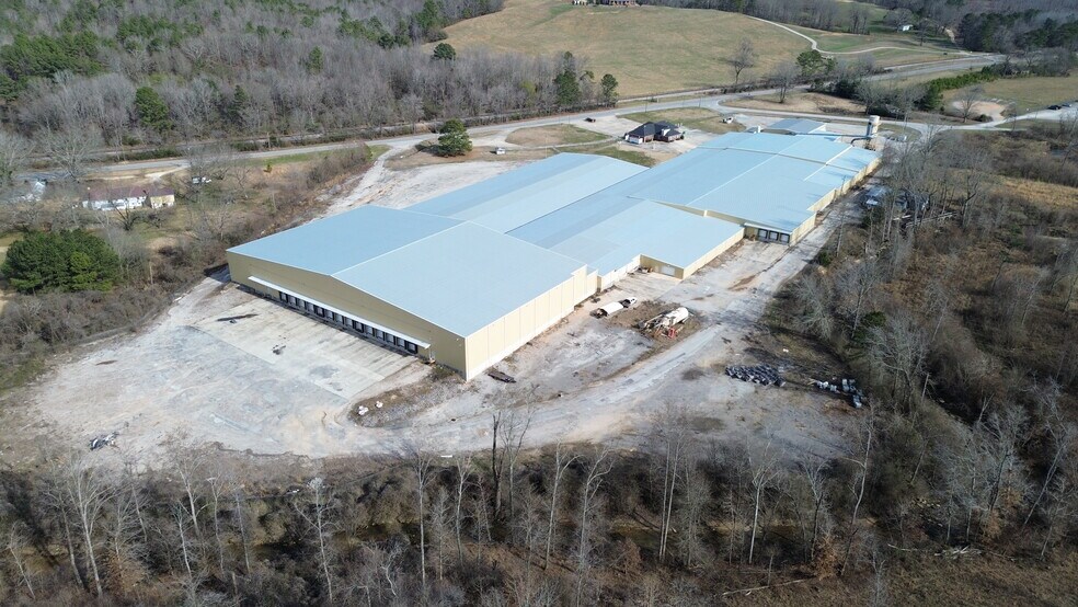 More Photos Of 7155 AL-13, Haleyville Distribution For Sale