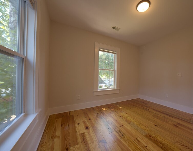 More Photos Of 787 Meeting St, Charleston Office Residential For Lease