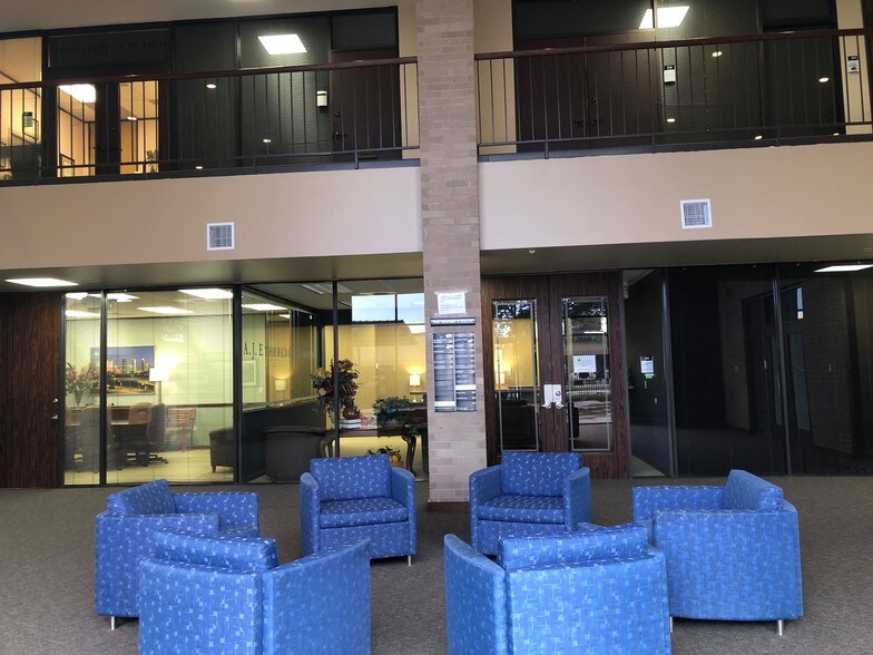 More Photos Of 430 Highway 6 S, Houston Medical For Lease