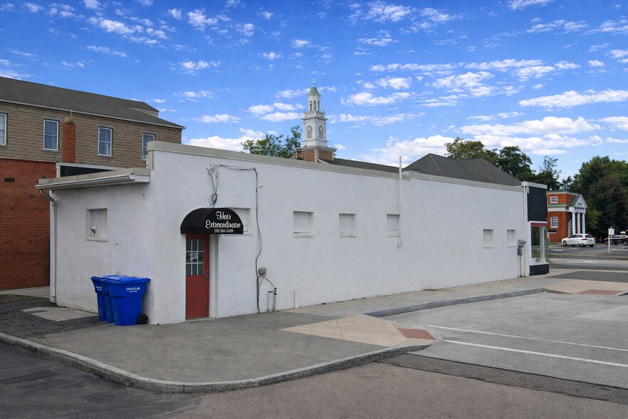 More Photos Of 657-659 Titus Ave, Irondequoit Storefront For Sale