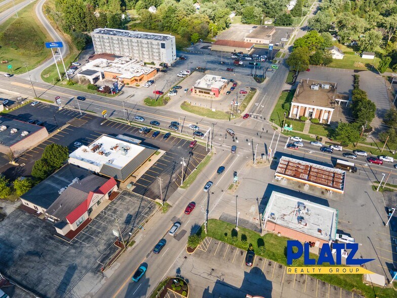 More Photos Of 1616 E Liberty St, Girard General Retail For Sale