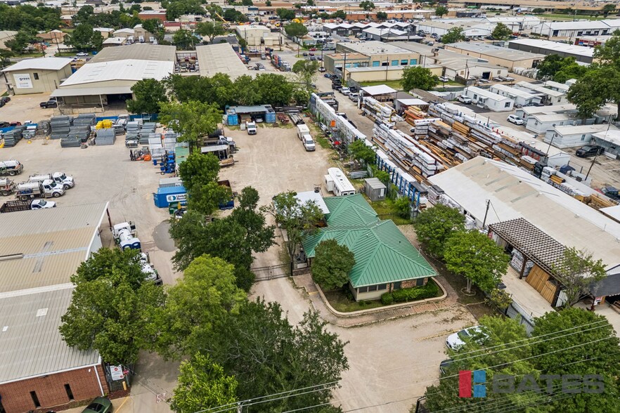 More Photos Of 2659 Lombardy Ln, Dallas Warehouse For Lease