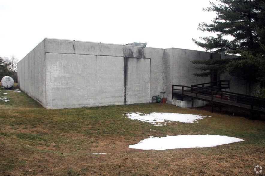 Primary Photo Of 109 Titus Mill Rd, Pennington Industrial For Sale