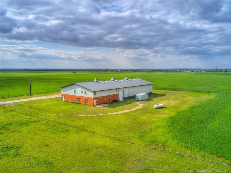 More Photos Of 12875 W Waterloo Rd, Edmond Warehouse For Sale
