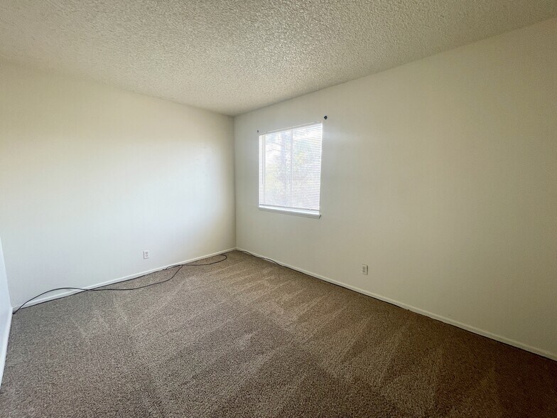 More Photos Of 5801 W Washington Ave, Las Vegas Apartments For Sale