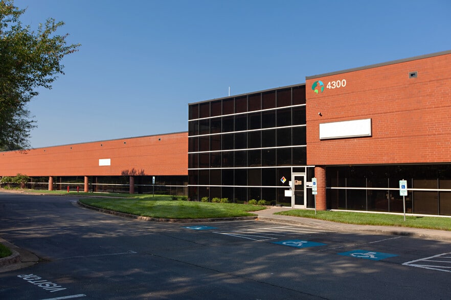 Primary Photo Of 4300 Northlake Ct, Charlotte Unknown For Lease