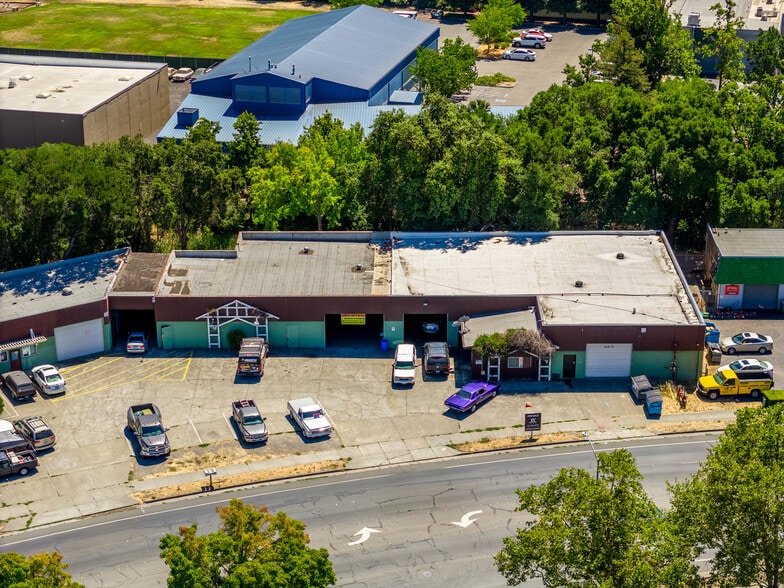 More Photos Of 1700 Piner Rd, Santa Rosa Warehouse For Sale