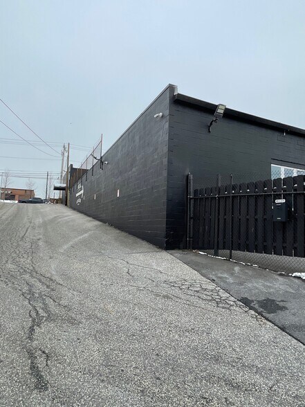 More Photos Of 3425 Sinclair Ln, Baltimore Warehouse For Sale