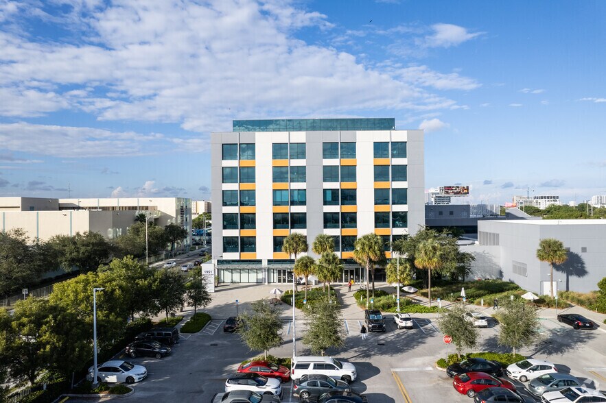 More Photos Of 1951 NW 7th Ave, Miami Office For Lease
