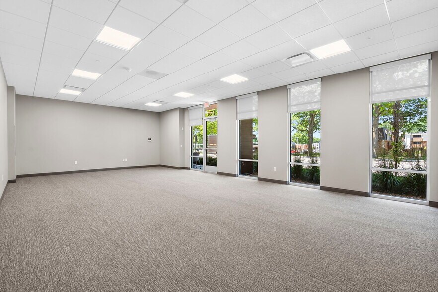 More Photos Of 1724 S Luster Ave, Springfield Office For Lease