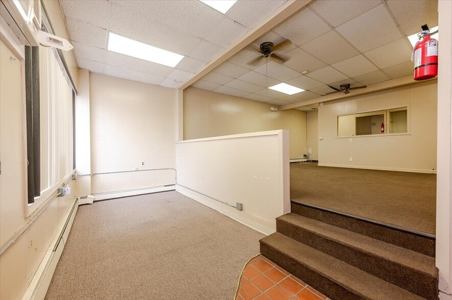 More Photos Of 21-23 W Jamaica Ave, Valley Stream Flex For Sale