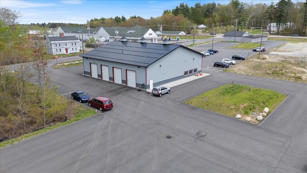 More Photos Of 409 Emerson Ave, Hampstead Industrial For Sale