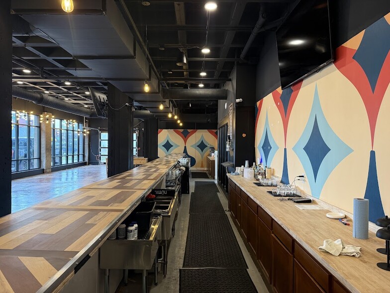 More Photos Of 300 E Washington St, Syracuse Apartments For Lease