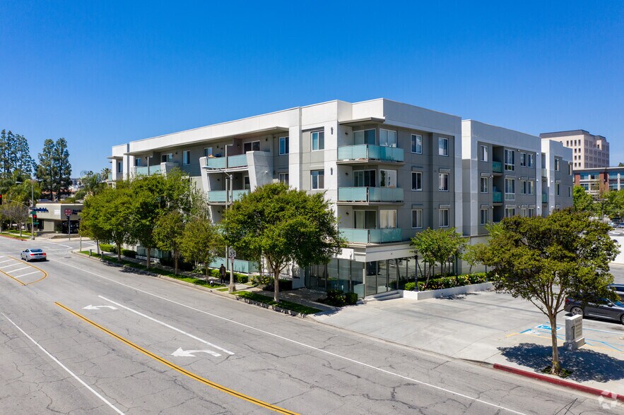 More Photos Of 825 Cordova St, Pasadena Apartments For Lease
