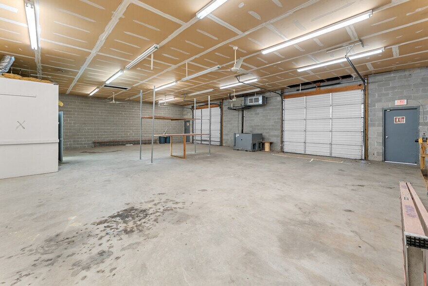 More Photos Of 1306 Heidt Ave, Savannah Office For Sale