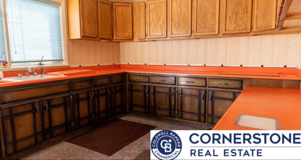 More Photos Of 1216 E 2nd St, Casper Office For Sale