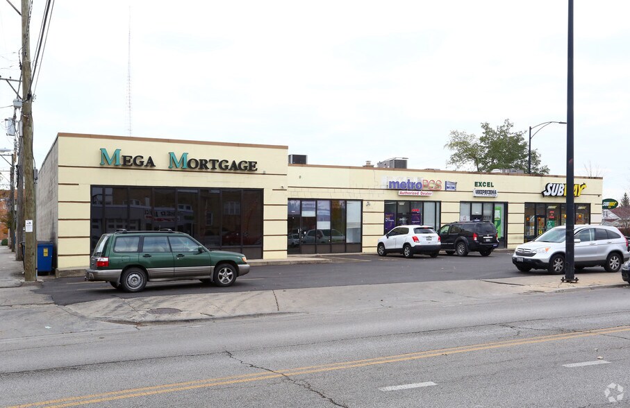 More Photos Of 5150 W Belmont Ave, Chicago Fast Food For Lease