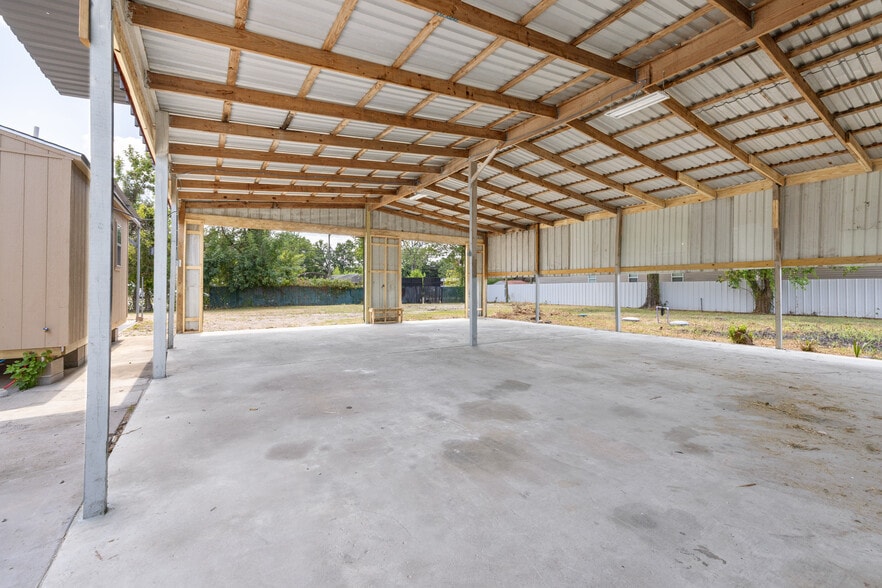 More Photos Of 1929 Havner Ln, Houston Warehouse For Sale
