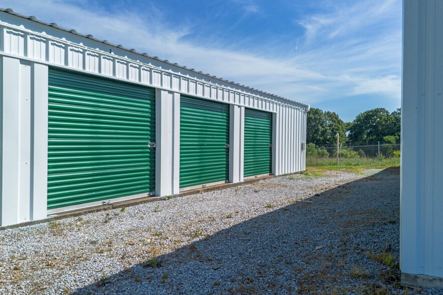 More Photos Of 2821 Highway 43 S, Leoma Specialty For Sale