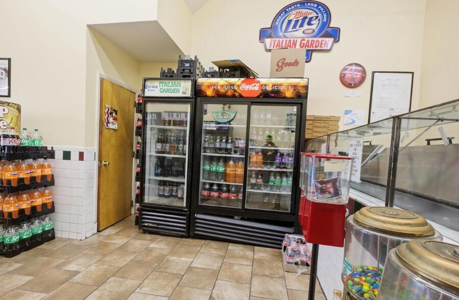 More Photos Of 851 Penn St, Reading Storefront Retail Residential For Sale