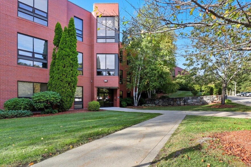 Primary Photo Of 25 Manchester St, Merrimack Loft Creative Space For Lease