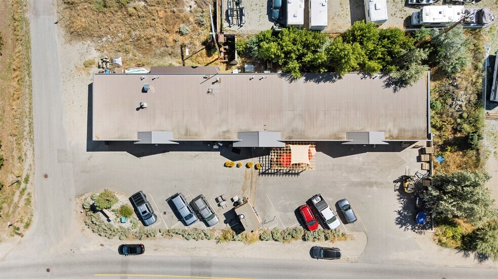 More Photos Of 9503 Cedar Av, Summerland Warehouse For Sale